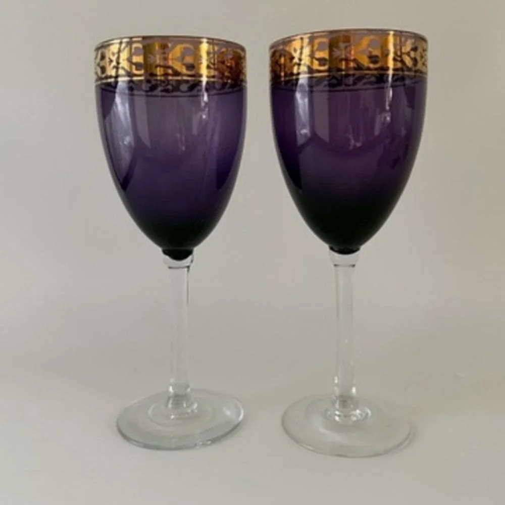 Pier 1 Vintage Amethyst Purple Wine Glasses with Gold Encrusted Rim Set of 2